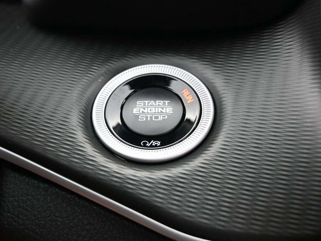 Used 2024 Silver Zynith Jeep Laredo image 28