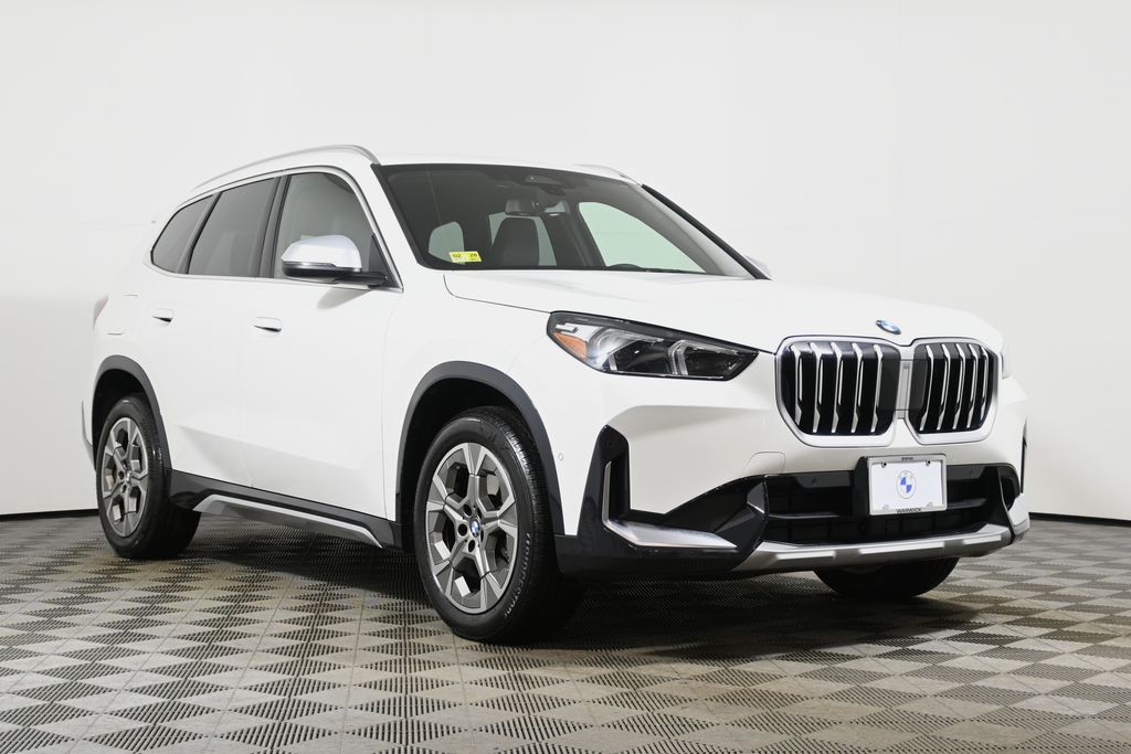 Thumbnail: 2023 BMW X1 - 9