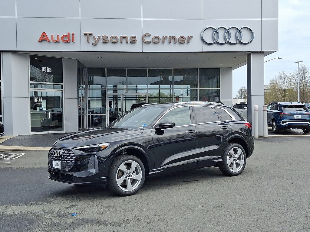 Thumbnail: 2026 Audi Q5 - 1