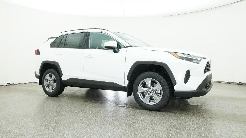 Thumbnail: 2025 Toyota RAV4 - 31