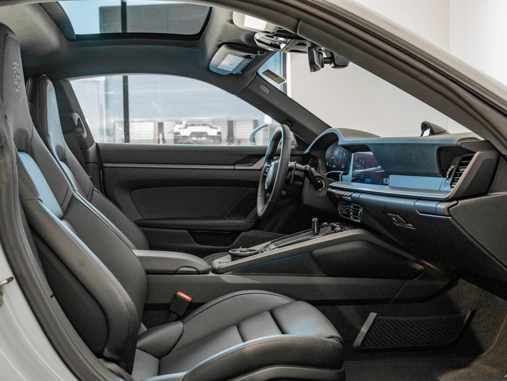 Certified Used 2025 Off-white Porsche Carrera image 28