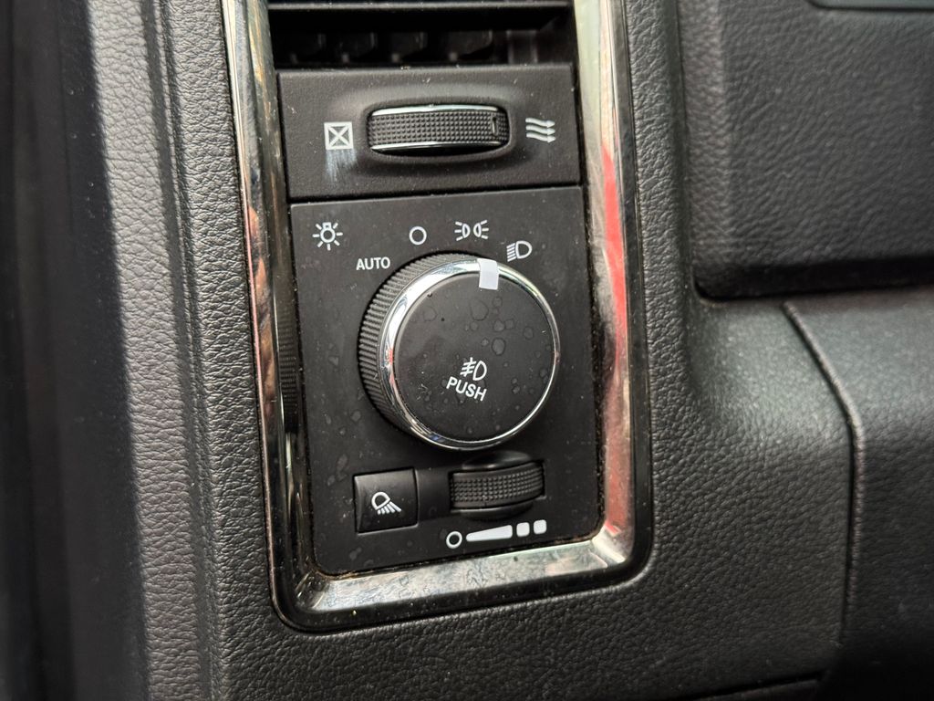 2014 RAM Ram 1500 Sport - Photo 15