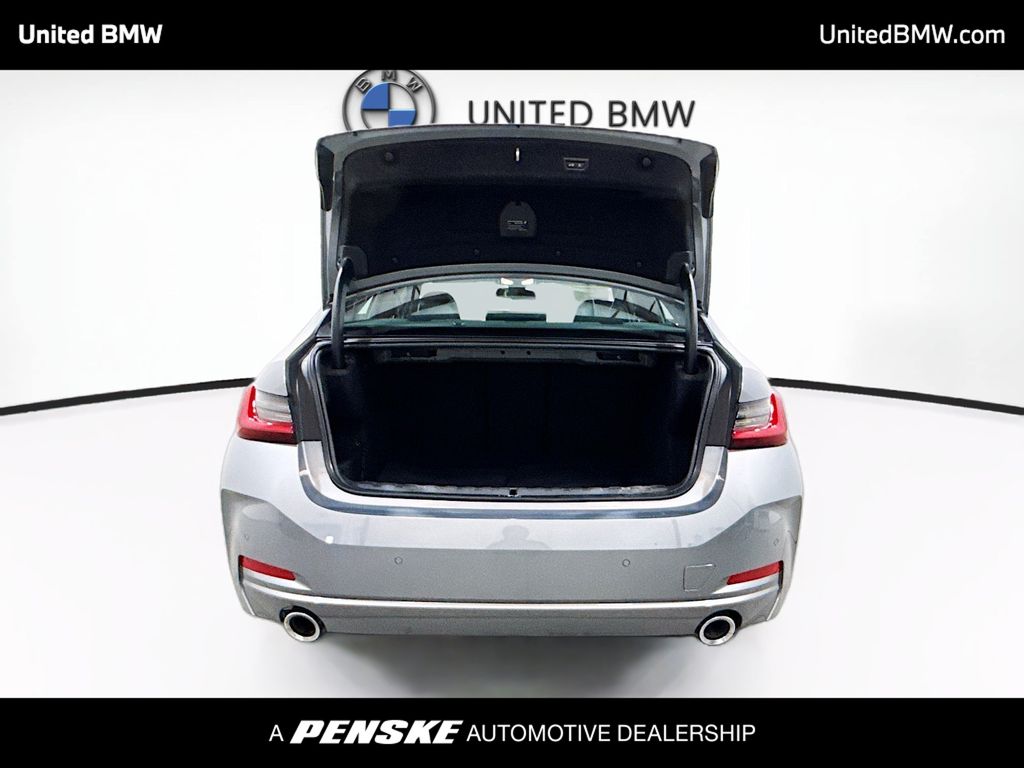 Thumbnail: 2025 BMW 3 Series - 14