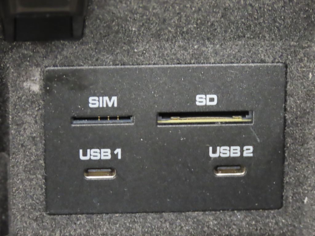 Thumbnail: 2021 Porsche Macan - 30