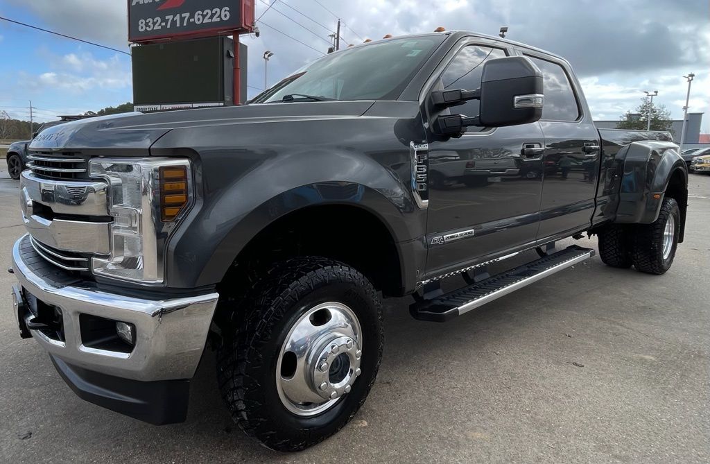 2019 Ford F-350SD Lariat - 3