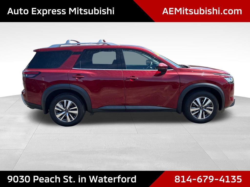 2023 Nissan Pathfinder SL - 7