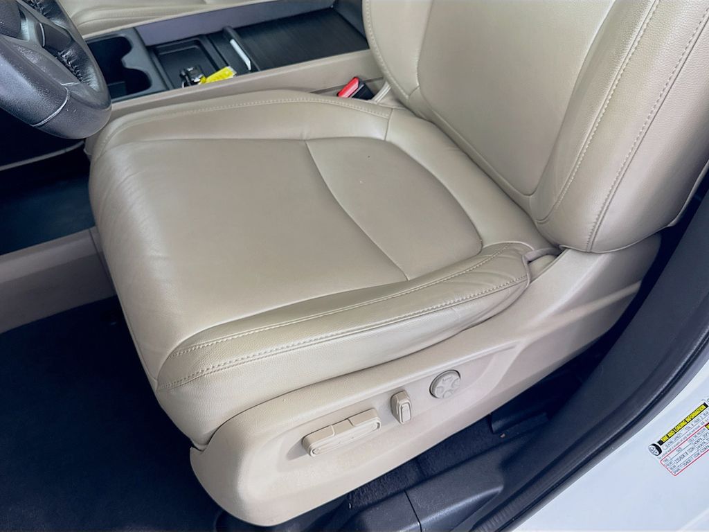 Used Car 2020 Honda Odyssey  Ex-l For Sale Under $30,000 In Austin, Texas