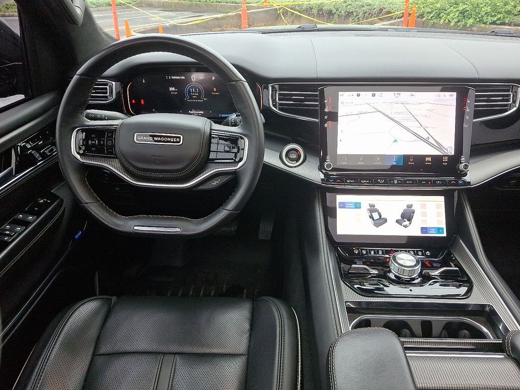 Thumbnail: 2022 Jeep Grand Wagoneer - 14