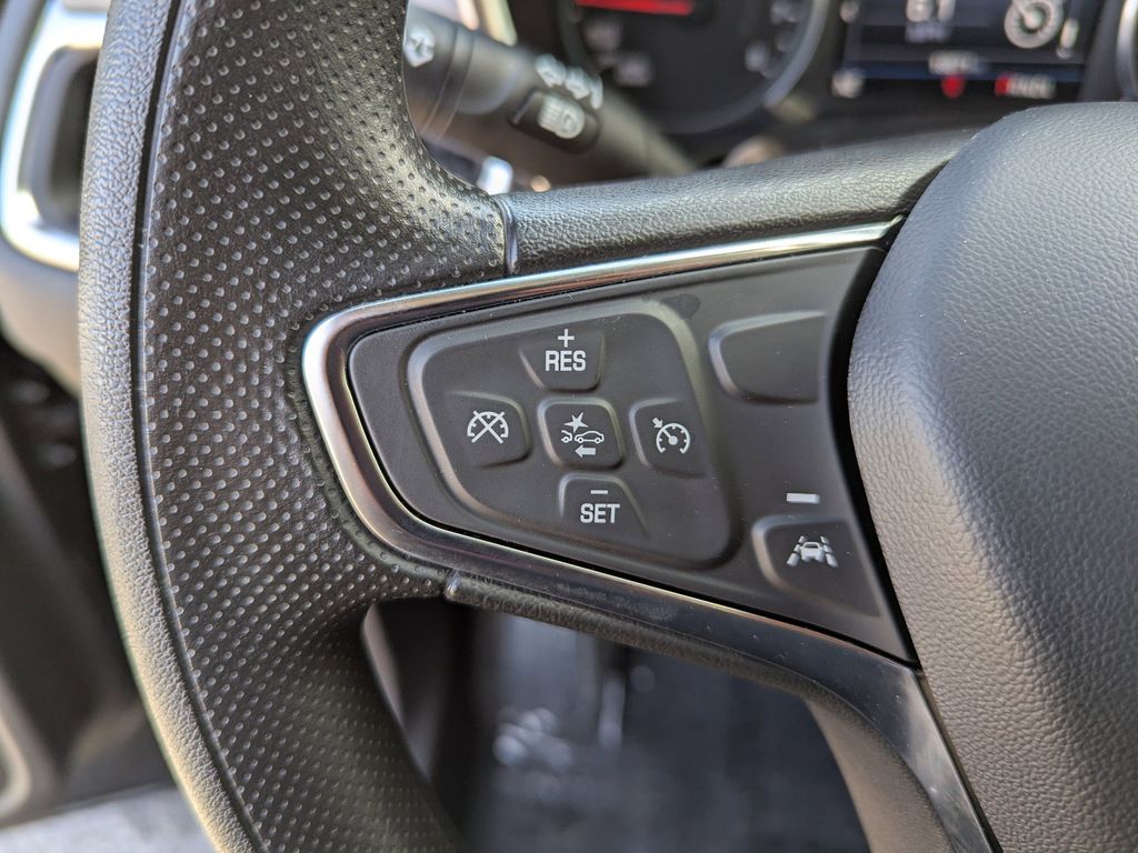 used 2024 Chevrolet Equinox car, priced at $20,991