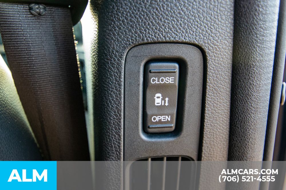 2024 Honda Odyssey EX-L photo 37