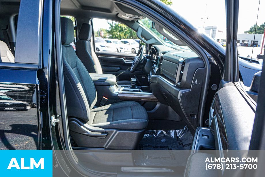 Used 2024 Black Chevrolet RST image 23