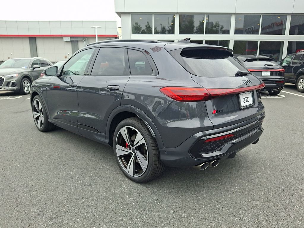 Thumbnail: 2026 Audi SQ5 - 4