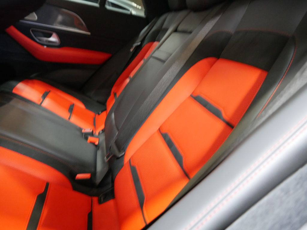 Thumbnail: 2025 Mercedes-Benz GLE - 23