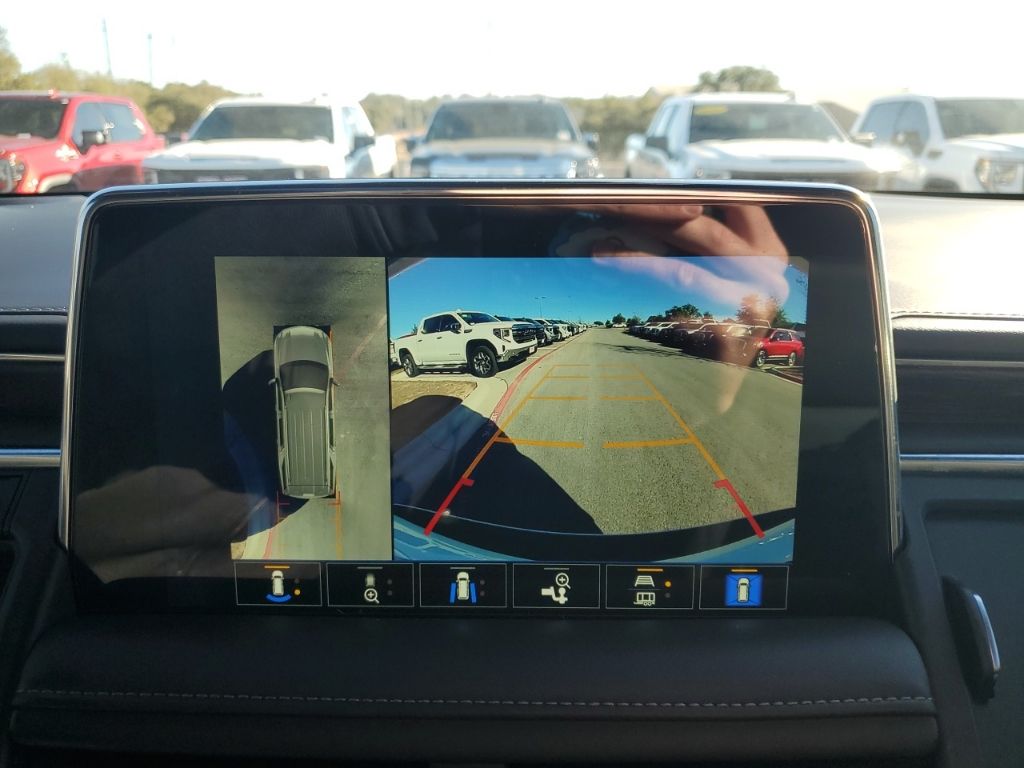 Used Car 2023 Chevrolet Suburban  Z71 For Sale Under $70,000 In Austin, Texas