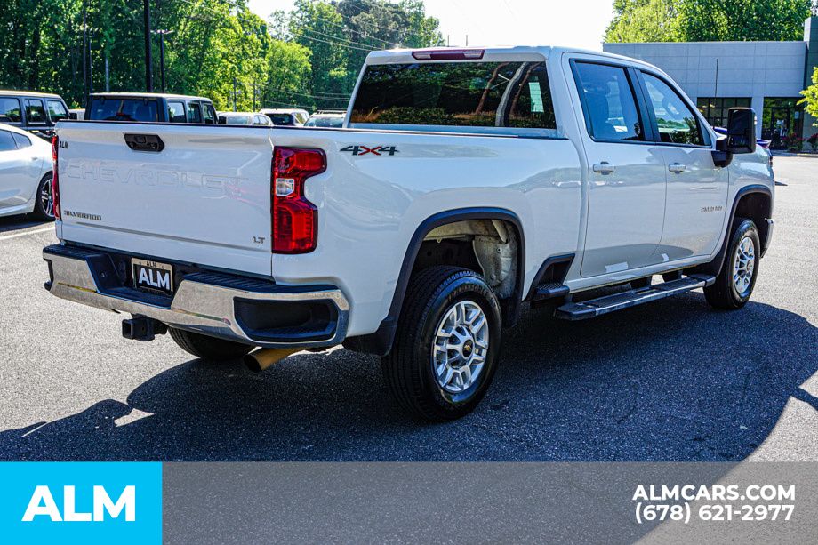 Used 2025 White Chevrolet LT image 5