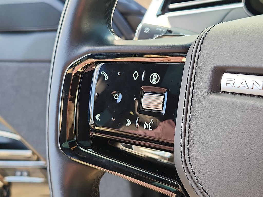 Thumbnail: 2024 Land Rover Range Rover Sport - 22