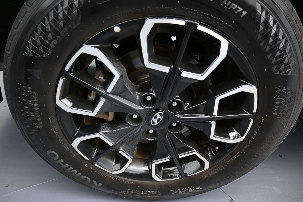 Used 2024 Sage Gray Hyundai SEL image 39