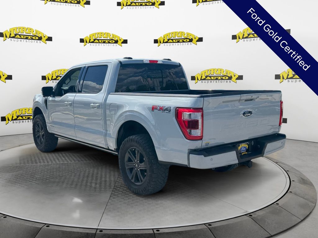 View vehicle photo 4