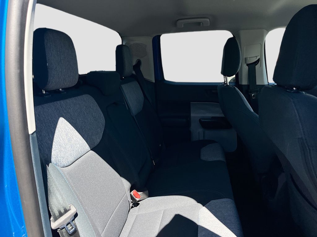Used 2025 Blue Ford XLT image 25