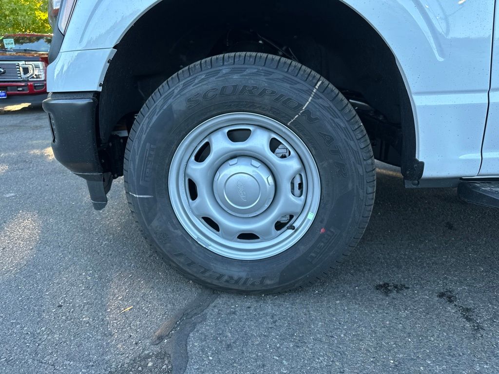 New 2025 Ford F-150 Regular Cab 8' Box XL