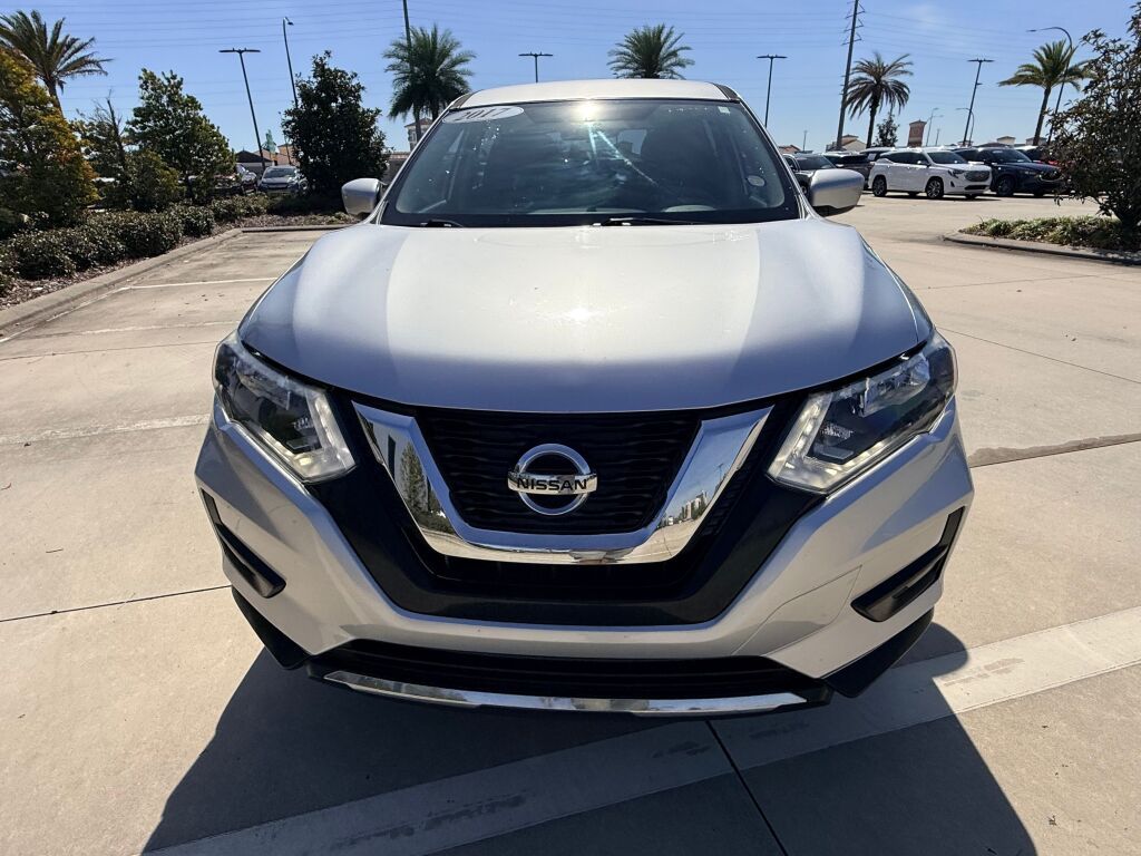 Thumbnail: 2017 Nissan Rogue - 15
