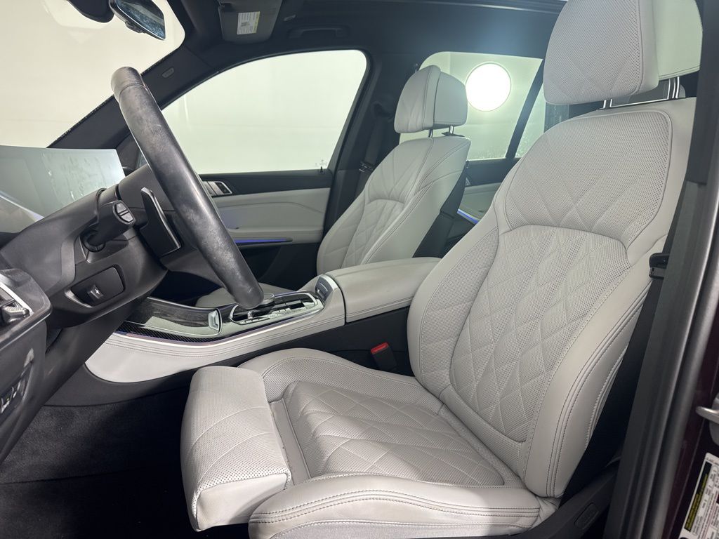 Thumbnail: 2024 BMW X5 - 14