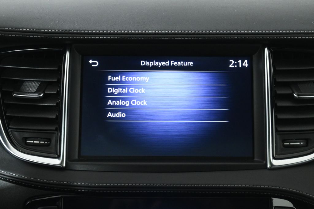 Thumbnail: 2023 INFINITI QX55 - 19