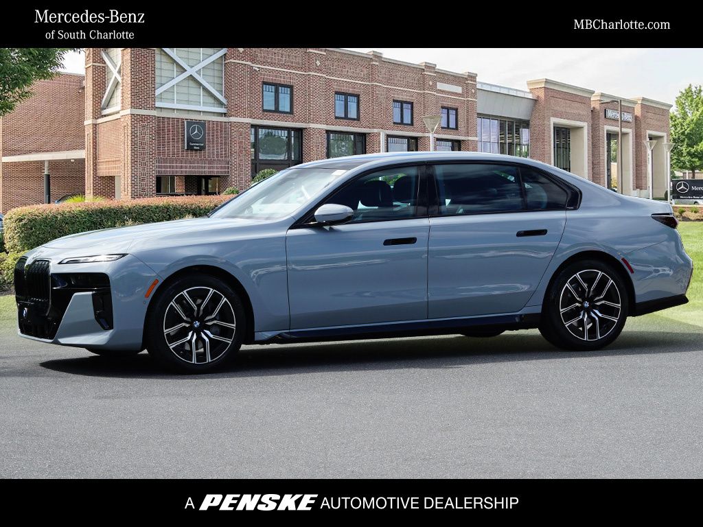 Thumbnail: 2024 BMW 7 Series - 1
