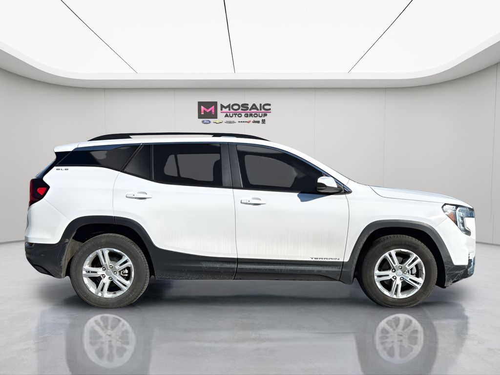 Used 2022 GMC Terrain SLE with VIN 3GKALTEV5NL196100 for sale in Zumbrota, Minnesota