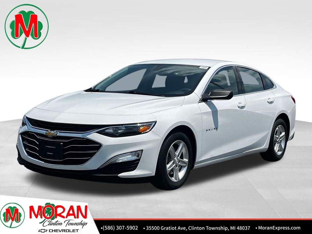 Summit White 2021 Chevrolet Malibu Sedan Front-Wheel Drive Continuously Variable Transmission