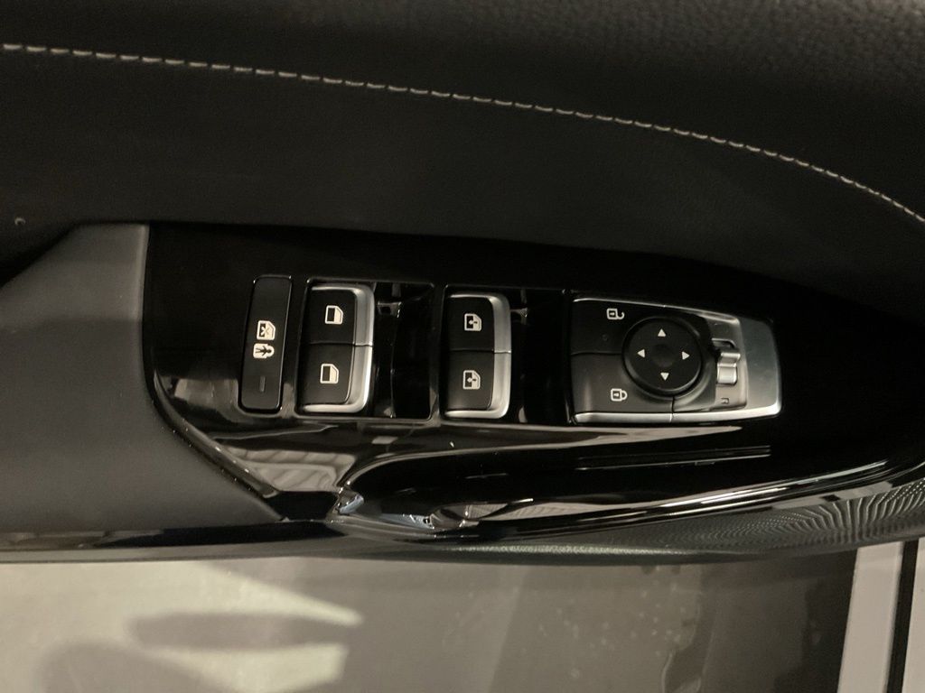 New 2026 White Kia GT-Line image 10