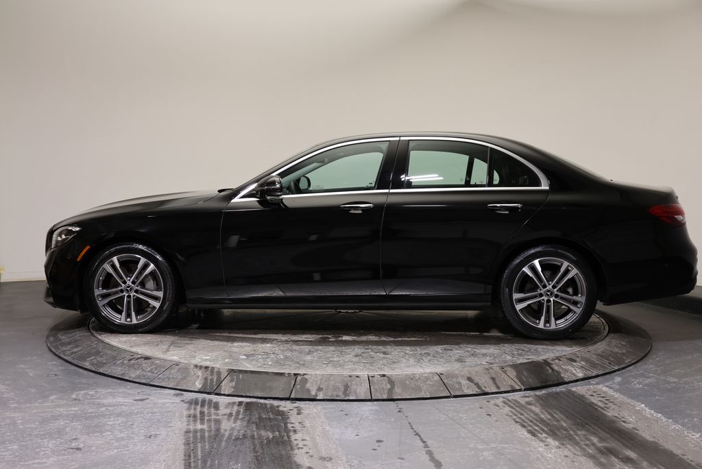Thumbnail: 2023 Mercedes-Benz E-Class - 4