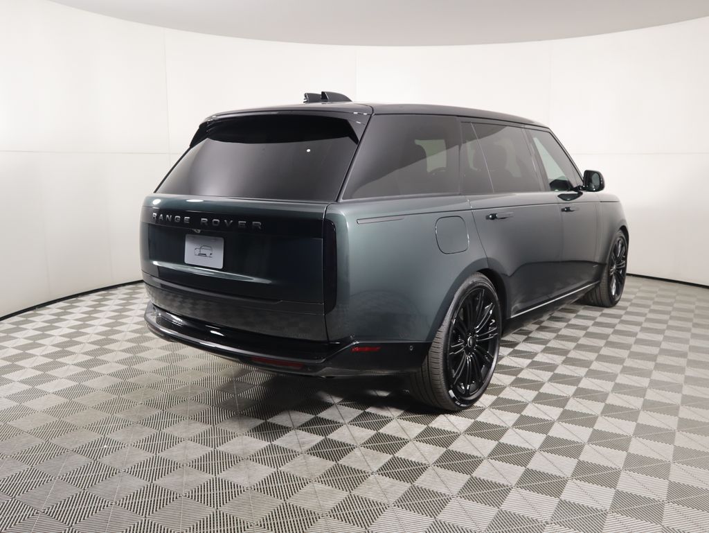 Thumbnail: 2025 Land Rover Range Rover - 5