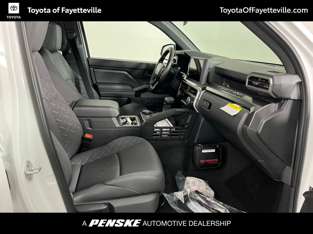 Thumbnail: 2025 Toyota Tacoma - 10
