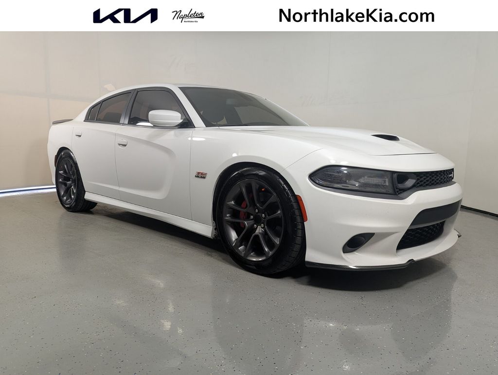 White Knuckle Clearcoat 2021 Dodge Charger Sedan Rear-Wheel Drive 8-Speed Automatic