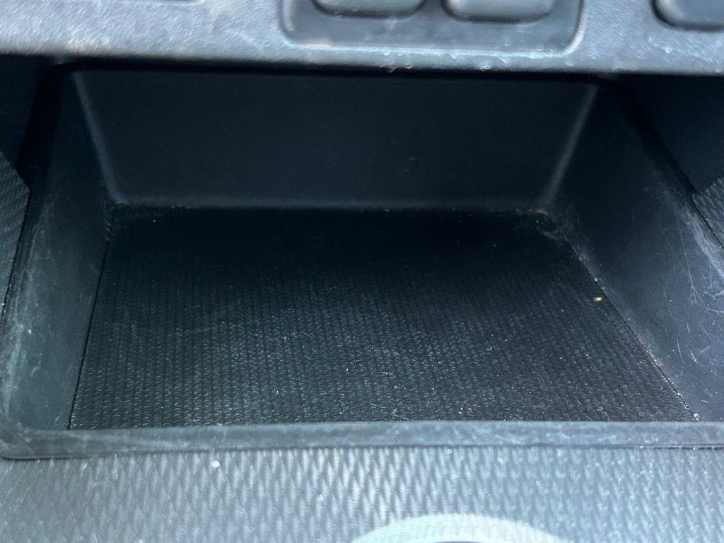 Used 2021 Gray Mitsubishi 2.0 SE image 34