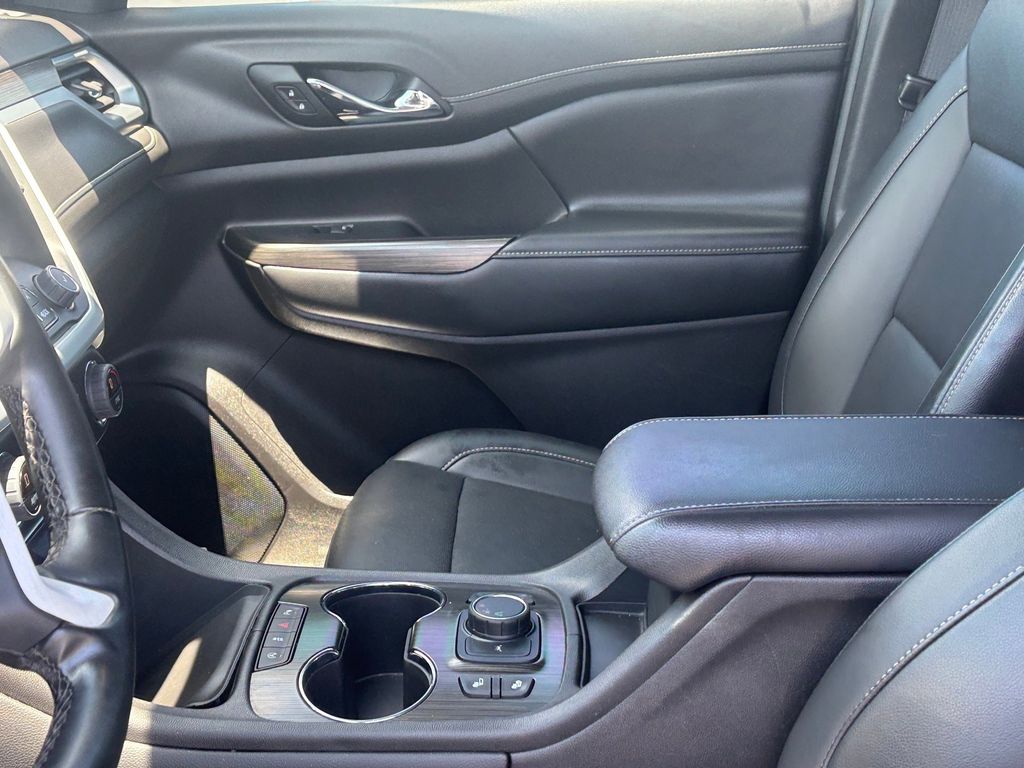 Used Car 2023 Gmc Acadia  Slt For Sale Under $30,000 In Austin, Texas