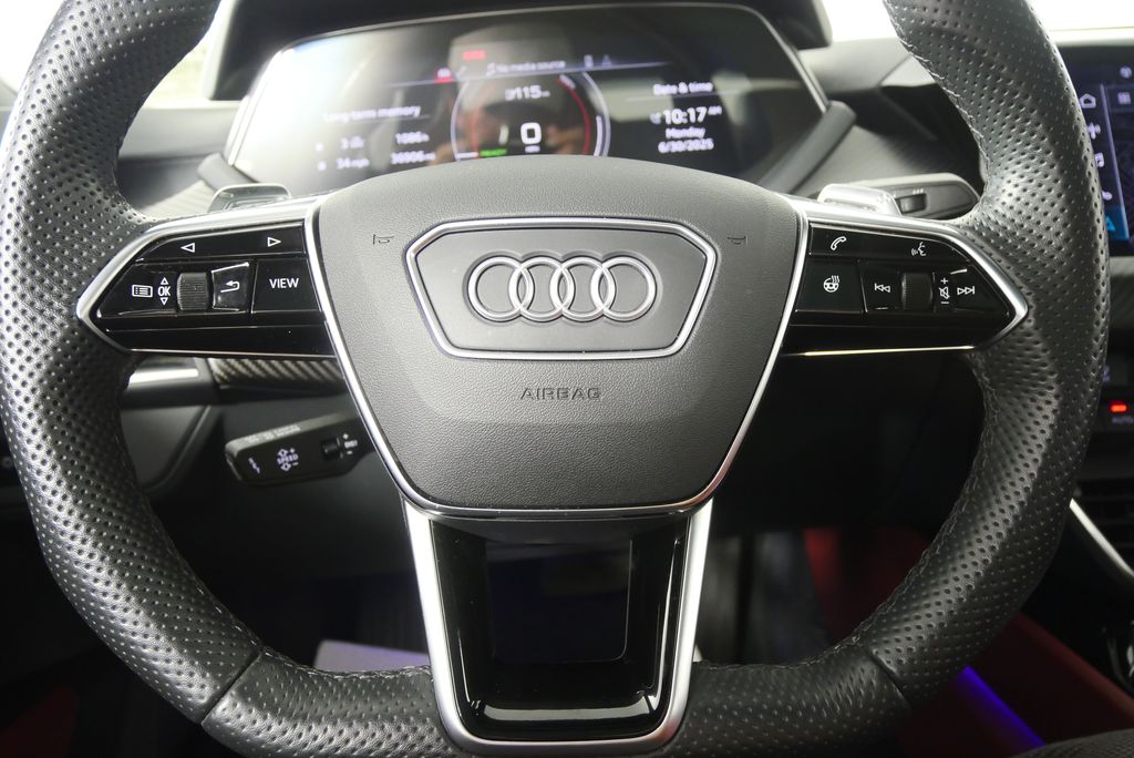 Thumbnail: 2022 Audi e-tron GT - 24