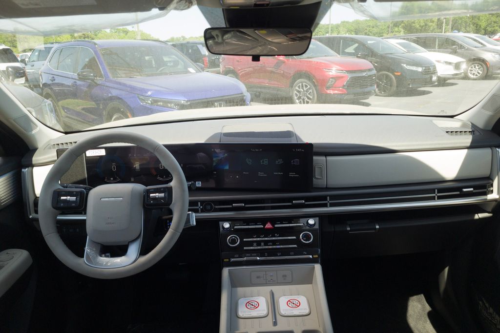 New 2027 Gray Hyundai SE image 17