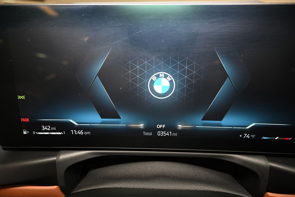 Thumbnail: 2025 BMW 3 Series - 26