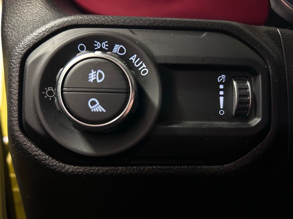 used 2023 Jeep Gladiator car, priced at $38,917