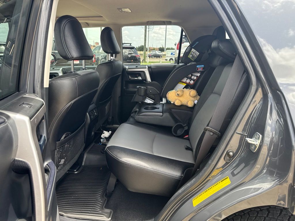car-gallery-12