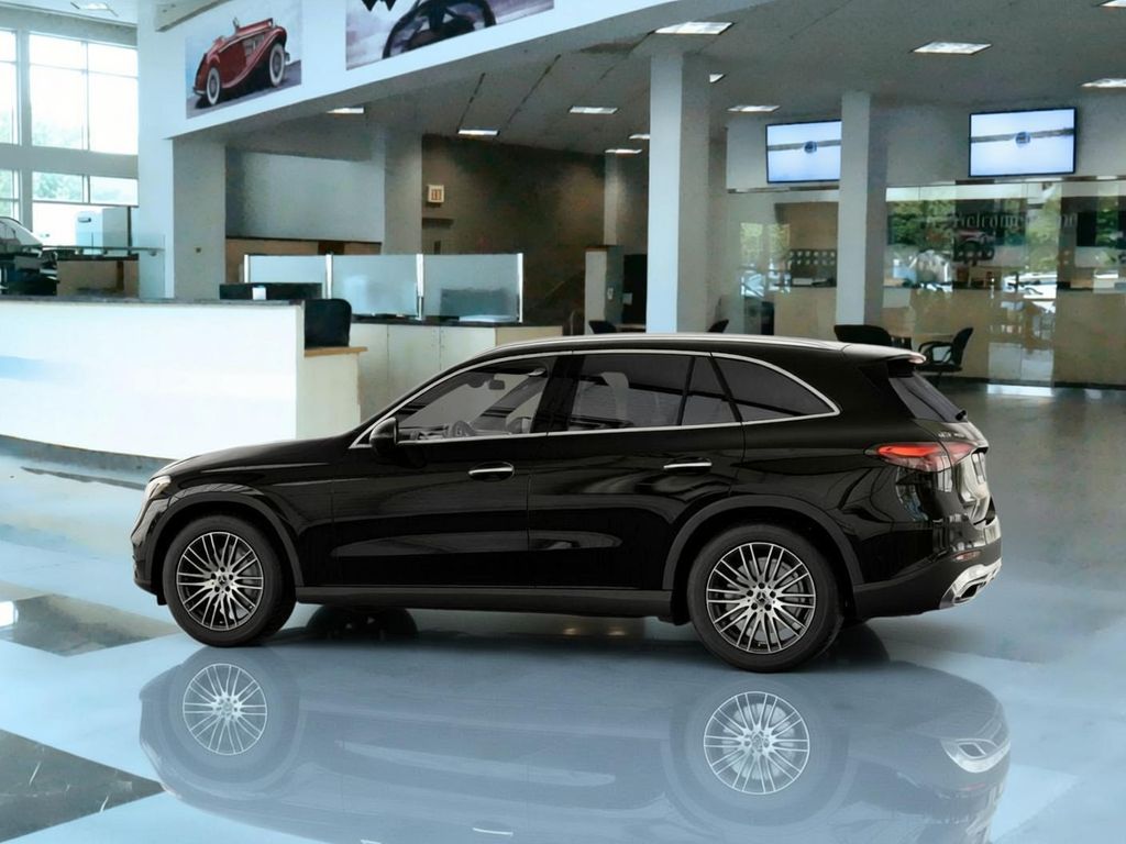 Thumbnail: 2026 Mercedes-Benz GLC - 31