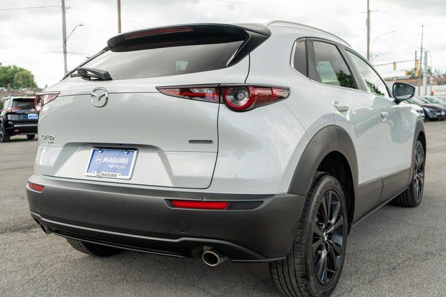 2024 Mazda CX-30 2.5 S Select Sport White at South Hills Kia