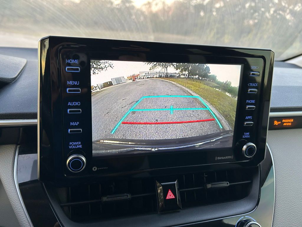 Thumbnail: 2021 Toyota Corolla - 24