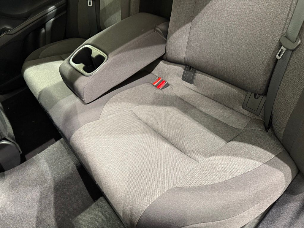 Thumbnail: 2025 Toyota Camry - 18