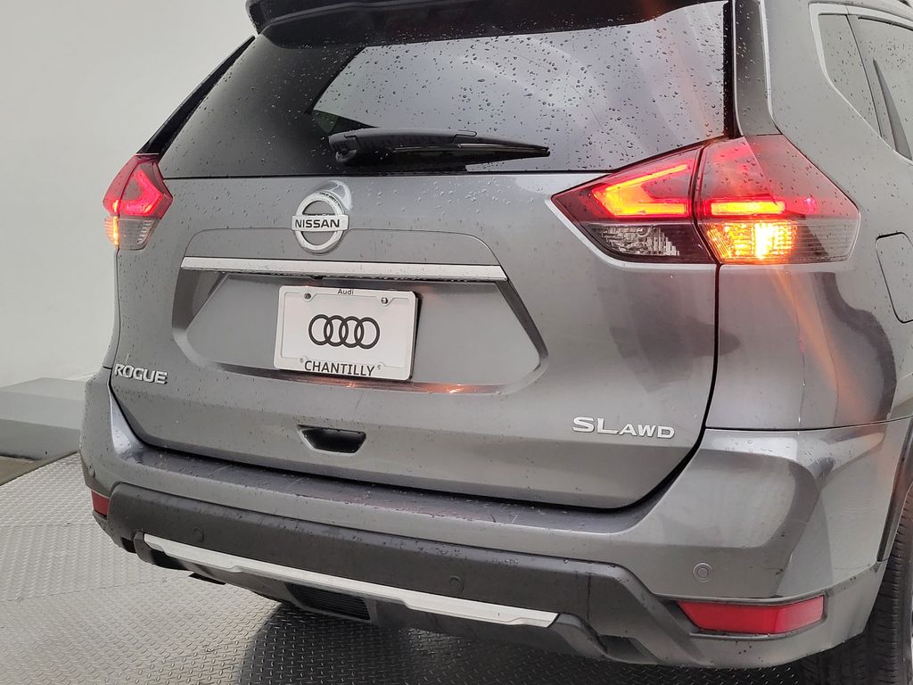 Thumbnail: 2019 Nissan Rogue - 7