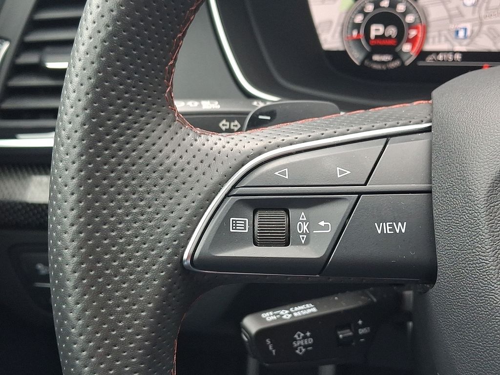 Thumbnail: 2024 Audi SQ5 - 22
