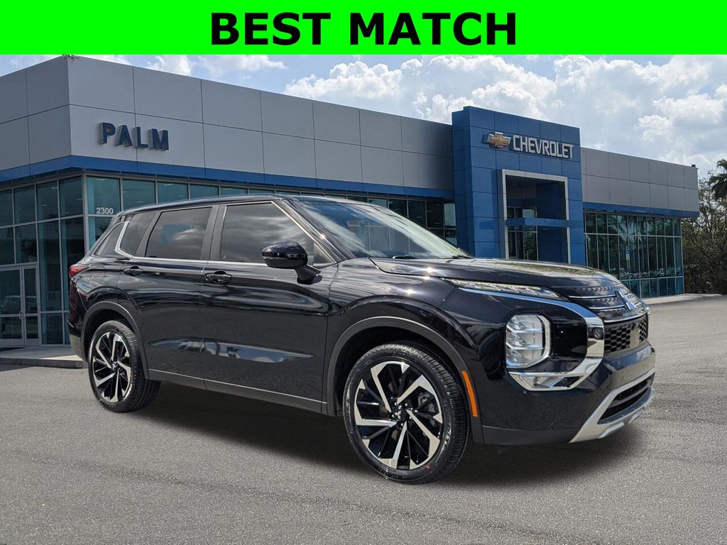 Labrador Black Pearl 2022 Mitsubishi Outlander SE FWD SUV / Crossover Front-Wheel Drive Continuously Variable Transmission