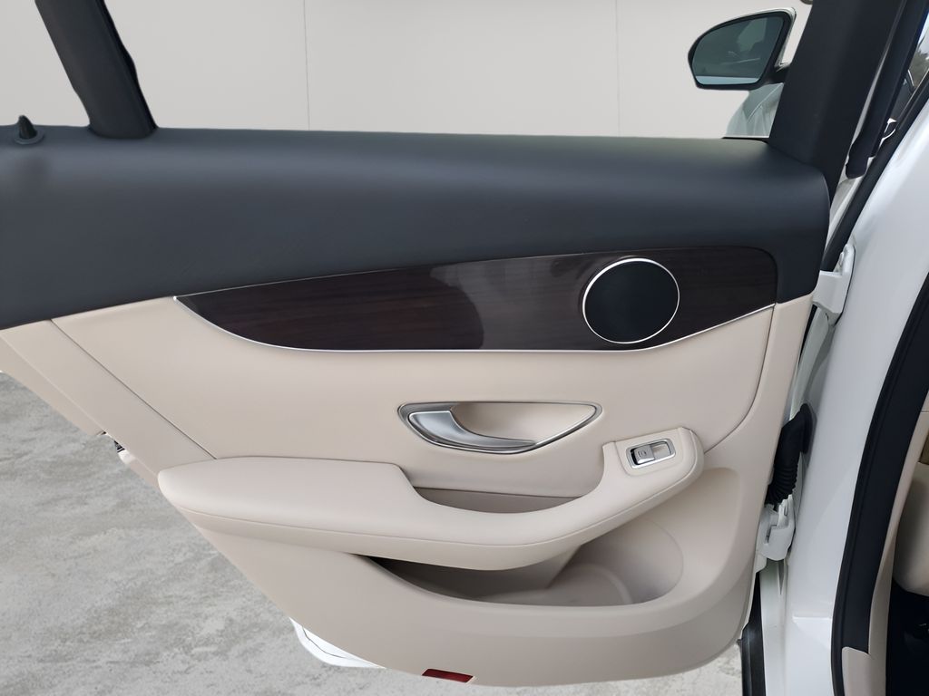 Used Car 2019 Mercedes-benz Glc  Glc 300 For Sale Under $20,000 In Austin, Texas